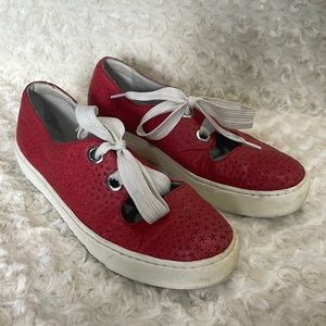 Cloud footwear sneakers